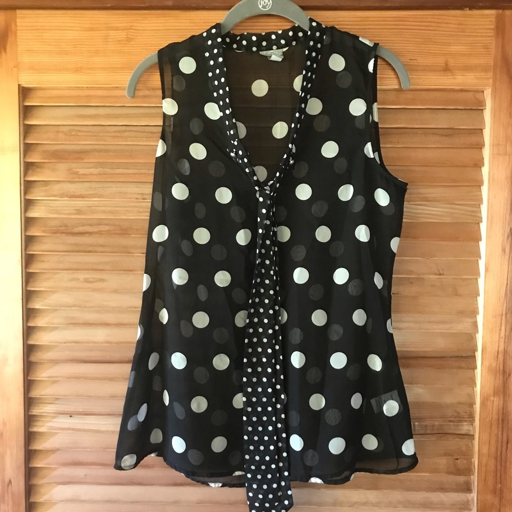 Polka dot top